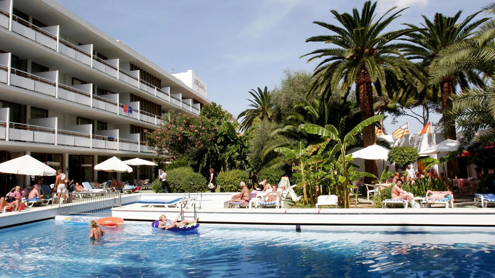 Hotel Arenal San Antonio