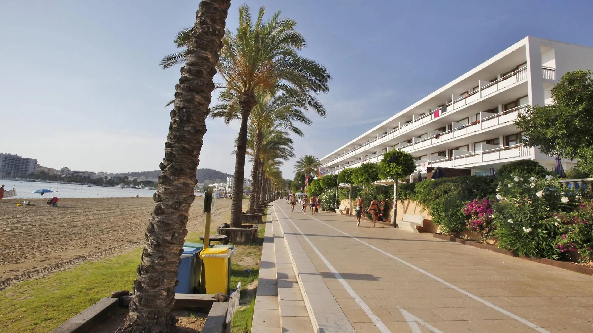 Hotel Arenal San Antonio